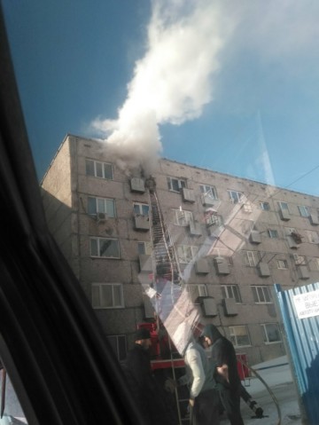 В Сургуте на пожаре спасли 9 человек