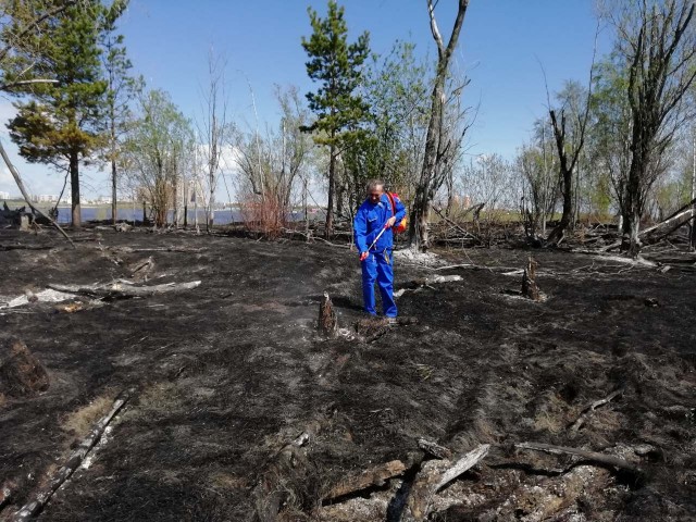 В Сургутском районе тушить пожар вызвались добровольцы
