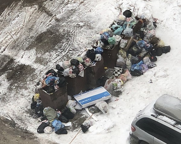 ​СибЖилСервис привлекли к ответственности за несвоевременный вывоз мусора в Белом Яре