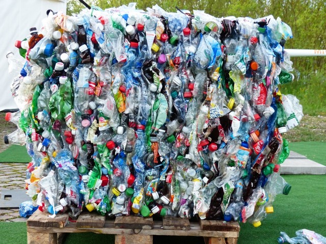 В Югре одобрили строительство еще двух мусорных полигонов