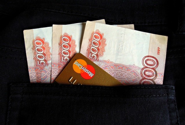 Тюменские банки-банкроты не могут вернуть долги кредиторам