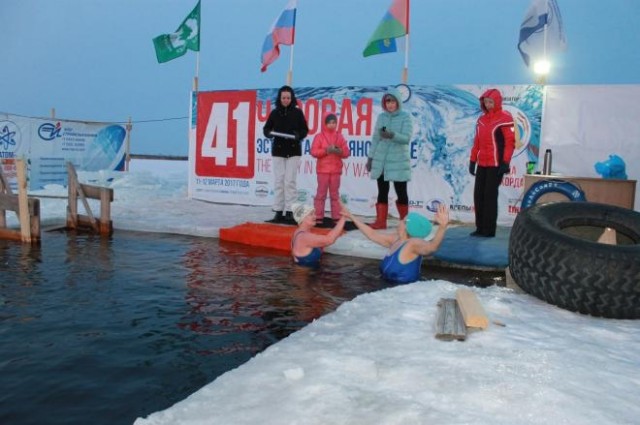 В Тюмени "заплыв моржей" попал в Книгу рекордов Гиннеса