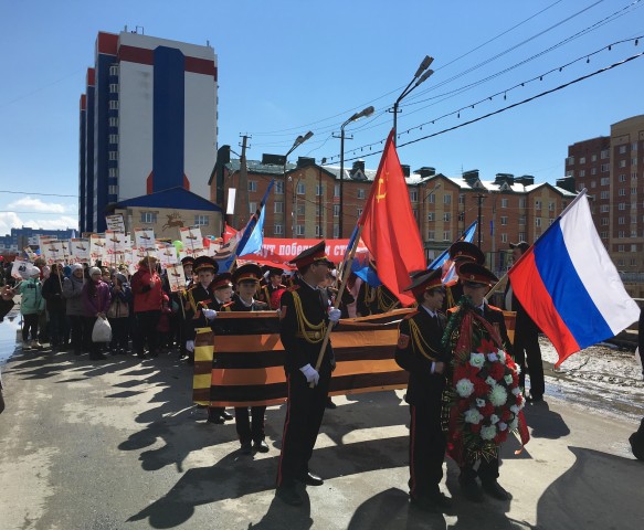 ​Ребята из Солнечной СОШ № 1 провели в посёлке патриотические акции
