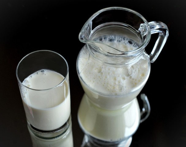 Югорское молоко проверили на пестициды, мышьяк и ртуть