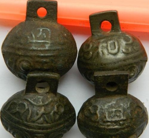 В Сайгатиной нашли бронзовые бубенчики IV века