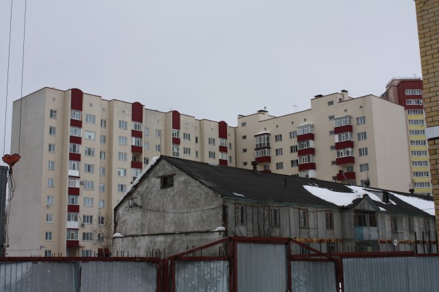 В Сургутском районе переселят жителей десяти аварийных домов