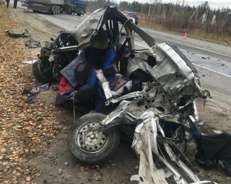 В Югре молодой водитель погиб в тройном ДТП