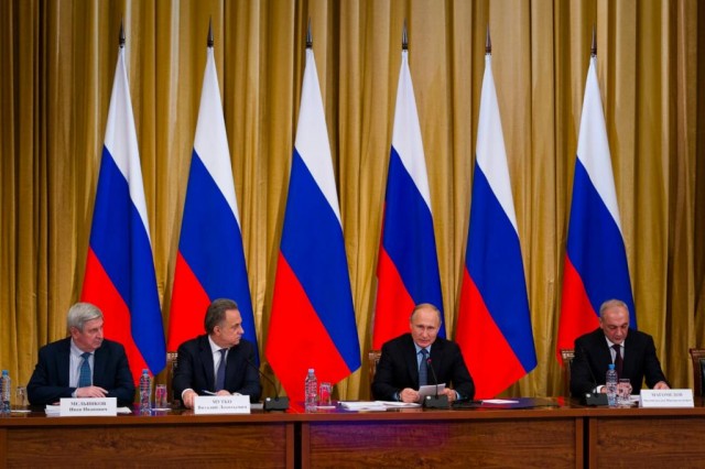 Владимир Путин возглавил заседание совета по межнациональным отношениям в Югре