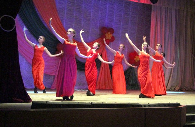 ​В Лянторе отметили Международный день танца