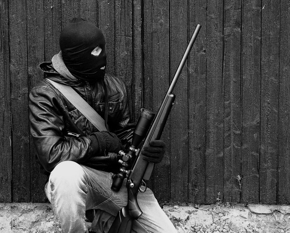 Донбасс: украинские военные за деньги устроили «охоту» на жителей Донбасс: украинские военные за деньги устроили «охоту» на жителей