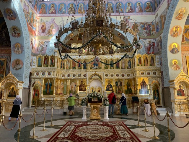 В Югре для верующих храмы открывают вновь В Югре для верующих храмы открывают вновь