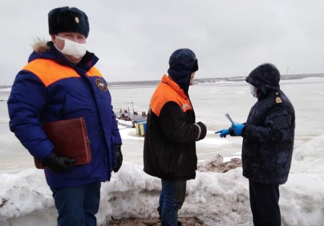 Сотрудники МЧС будут ловить нарушителей самоизоляции на водоёмах Сургутского района