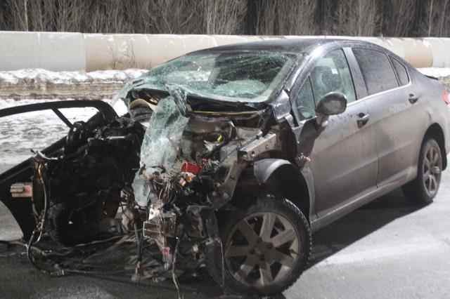 В Сургуте в аварии погибла 36-летняя автоледи
