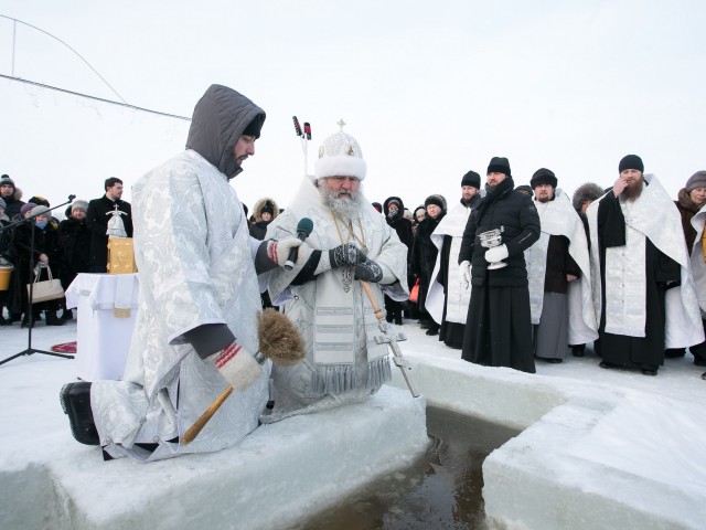 В сети опубликовали адреса крещенских купелей в Сургутском районе