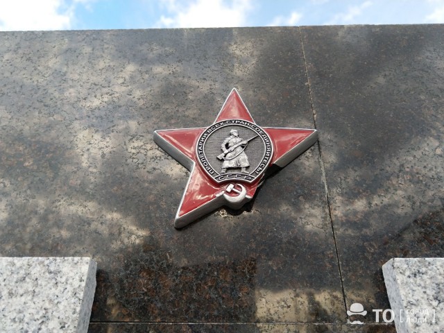 В Томске разбили звезду на мемориале военного училища