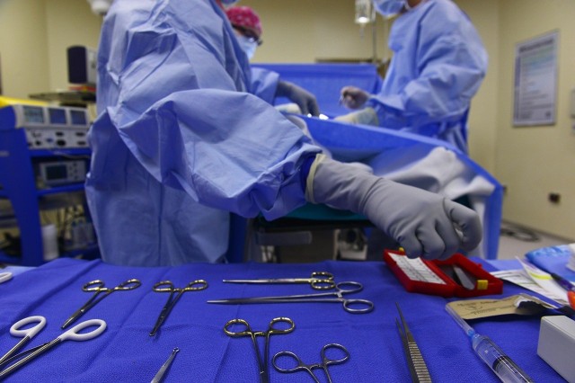 В Тюмени врачи удалили у 9-летней девочки редкую опухоль