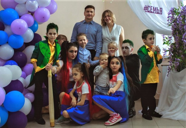 Семья из Фёдоровского победила на окружном фестивале клубов молодых семей