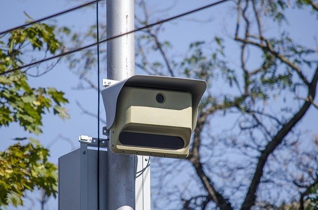 В Екатеринбурге установят 50 камер для ловли нарушителей ПДД
