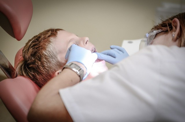 В Сургуте стоматологию закрыли из-за семьи, нарушившей самоизоляцию