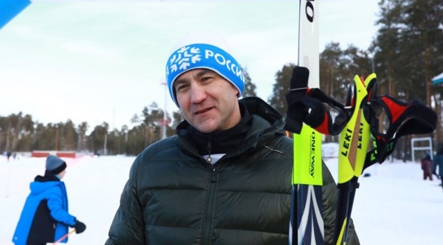 На «Лыжню России − 2020» вышли сразу два Трубецких: отец и сын