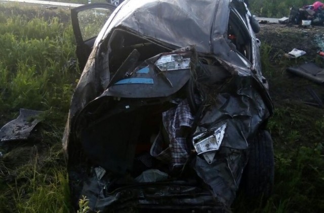 Страшное ДТП в Югре: двое пострадали, один погиб