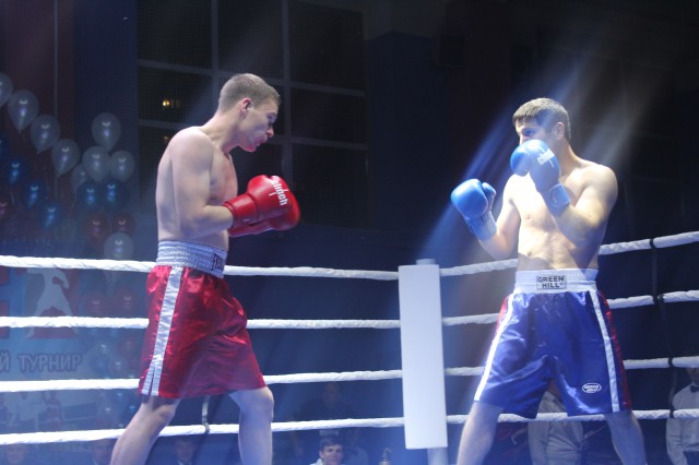 В Сургутском районе прошёл первый открытый региональный турнир по боксу