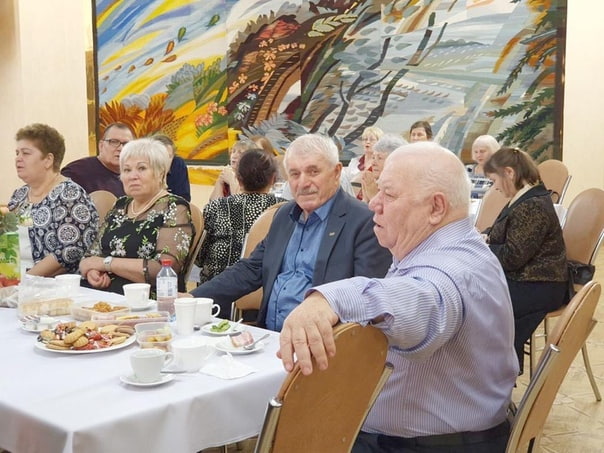 В Лянторе прошли праздничные встречи, посвящённые Дню пожилого человека