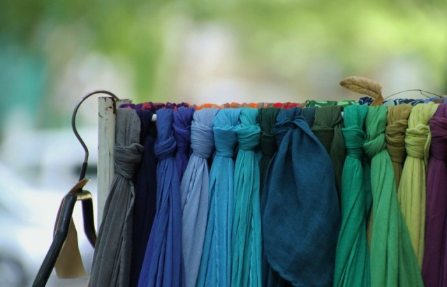 ​Лайфхак: как красиво завязать шарф