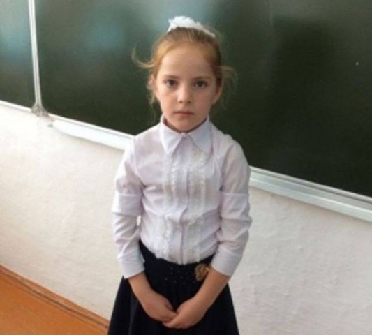 В Дагестане 9-летняя девочка вытащила из огня двух малышей