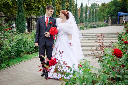 ​В день трёх восьмёрок в Сургутском районе зарегистрируют 11 браков