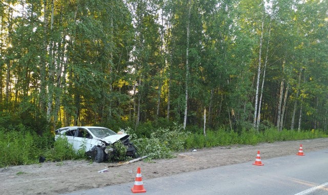 В Югре в ДТП погибла пассажирка иномарки