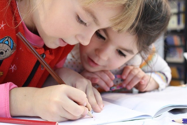 В Югре объявлен конкурс детского рисунка. За призы стоит побороться
