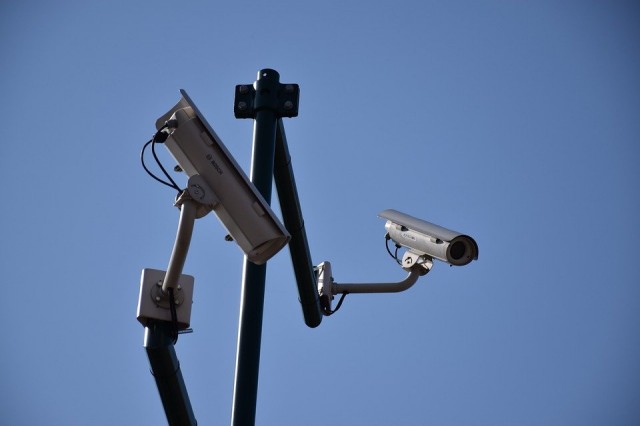 В Сургуте установили камеры видеонаблюдения с функцией распознавания лиц