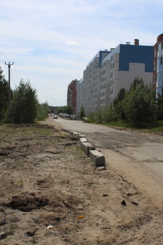 В Сургутском районе в этом году отремонтируют более 14 километров дорожных сетей