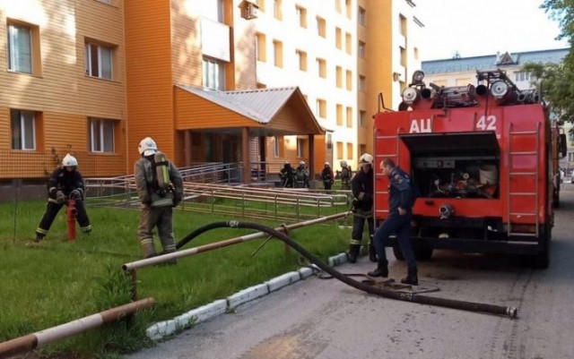 В перинатальном центре Нижневартовска произошёл пожар В перинатальном центре Нижневартовска произошёл пожар
