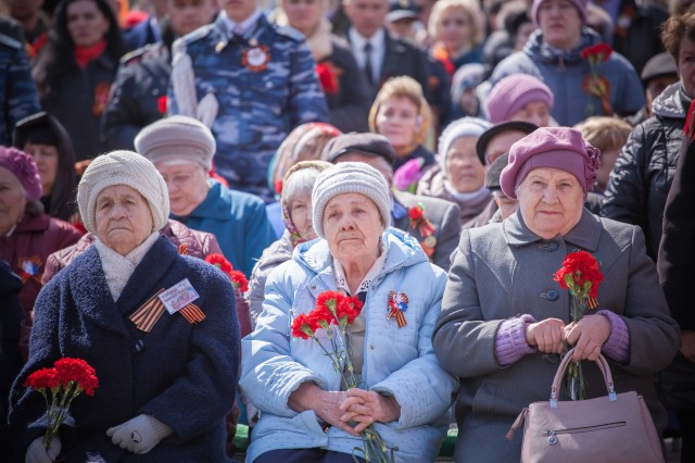 ​В Сургутском районе пройдут парады у домов ветеранов