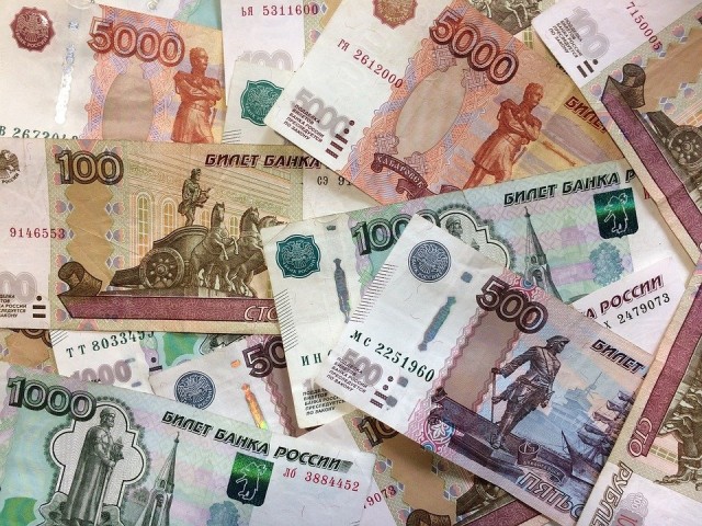 Комарова поручила разобраться с жалобами жителей на работу ПФР Комарова поручила разобраться с жалобами жителей на работу ПФР