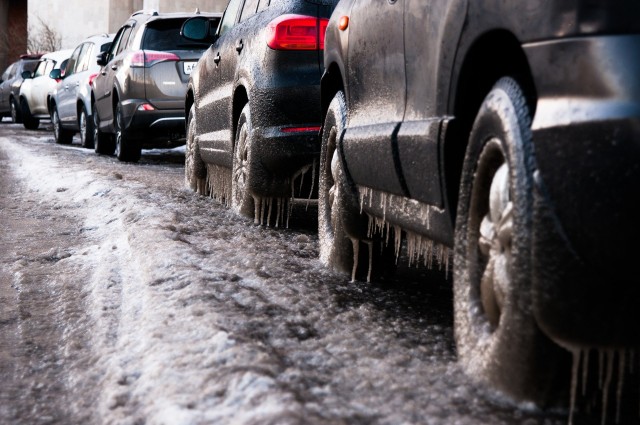В Смоленске прогнозируют ледяной ветер и опасную ситуацию на дорогах