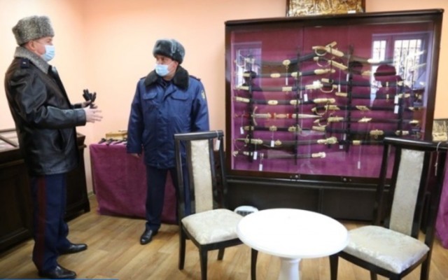 В Омске открыли магазин с сувениркой ручной работы от заключённых