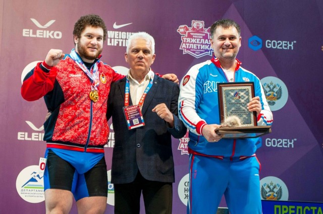 ​Тяжелоатлет из Сургутского района Тимур Наниев представит Россию на Олимпийских играх в Токио