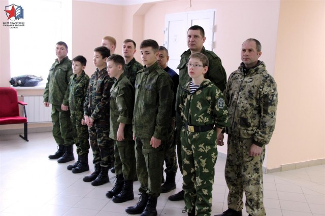 Кузнецовы из Нижнесортымского стали призёрами окружного проекта «С папой в армию»