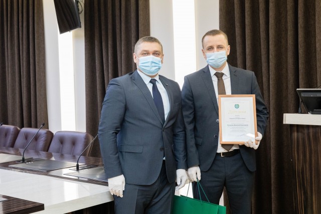 ​В Сургутском районе наградили лучших муниципальных работников
