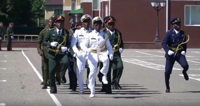 Жаркие танцы африканцев в военной академии Костромы взорвали интернет