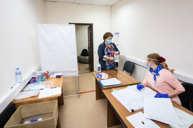 ​Членов сургутских участковых избирательных комиссий экзаменуют перед выборами