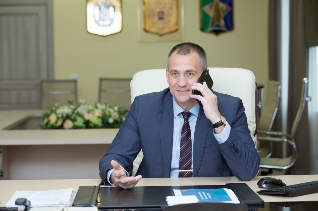 Андрей Трубецкой поздравил главу Сургута с новой должностью
