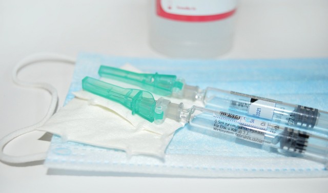 В Тамбовской области массово вакцинируют жителей от коронавируса