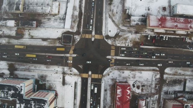 В Сургуте пробки на дорогах ликвидируют с помощью квадрокоптеров