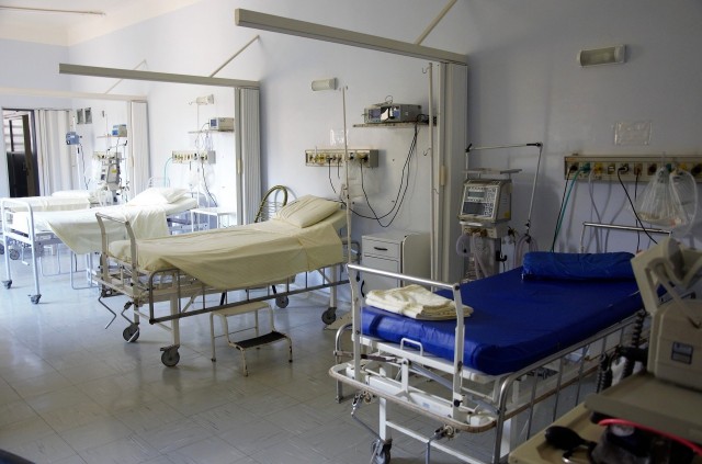 13 моногоспиталей продолжают работу в Тюменской области для лечения COVID-19