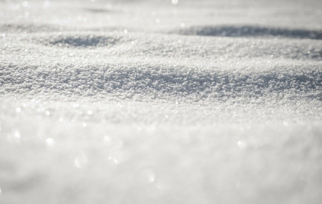 В Кузбассе трассу Кемерово-Юрга замело снегом посередине лета