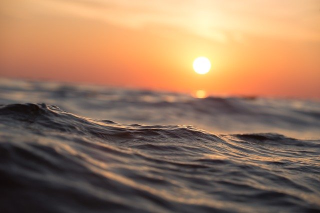8-летняя сахалинка впала в кому, едва не утонув в Охотском